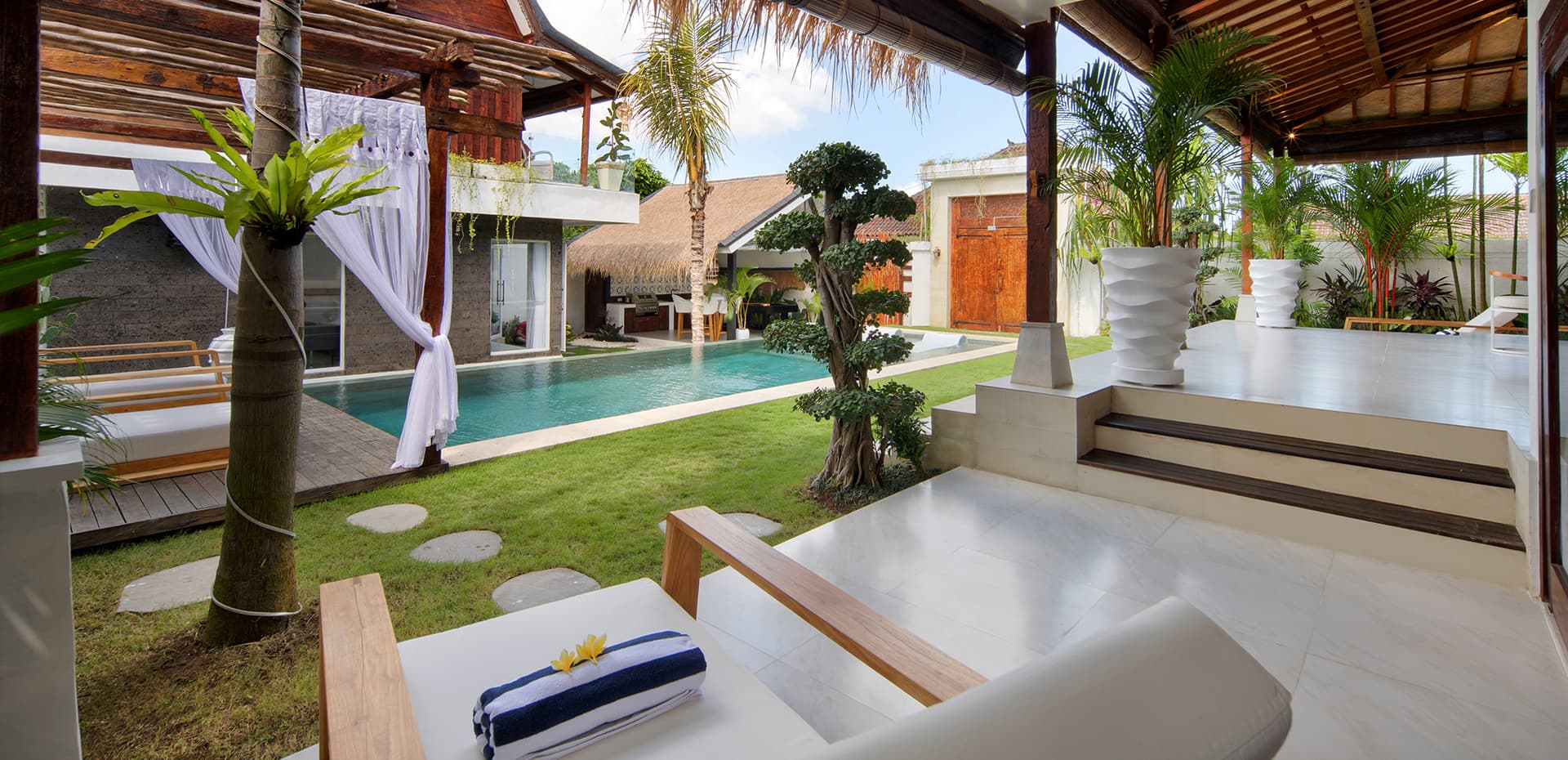 Wake up in Bali